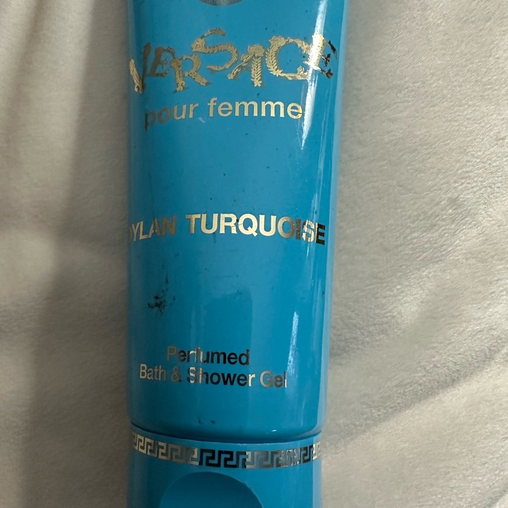 Reserved! Versace pour femme Dylan Turquoise Perfumed Shower Gel,New